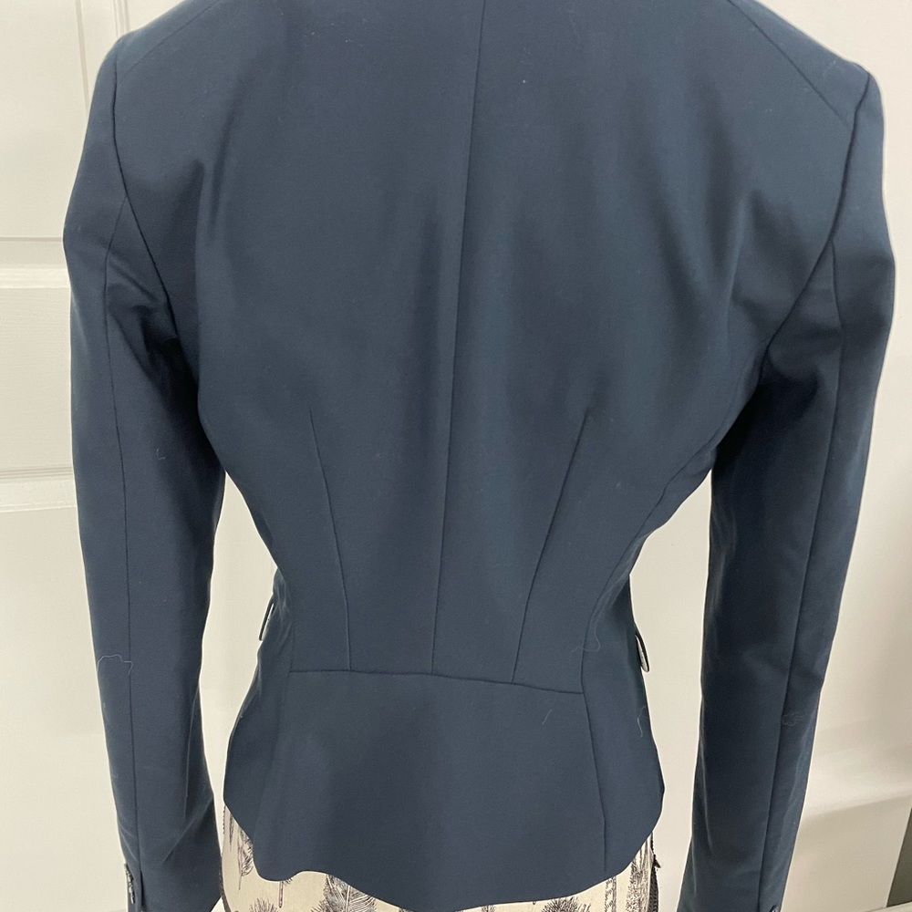 H&M navy fitted jacket. - Picture 2 of 2